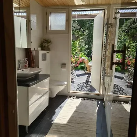 L'aurora Nest By The River Daire